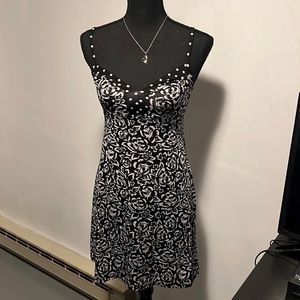 Cute black and white dress